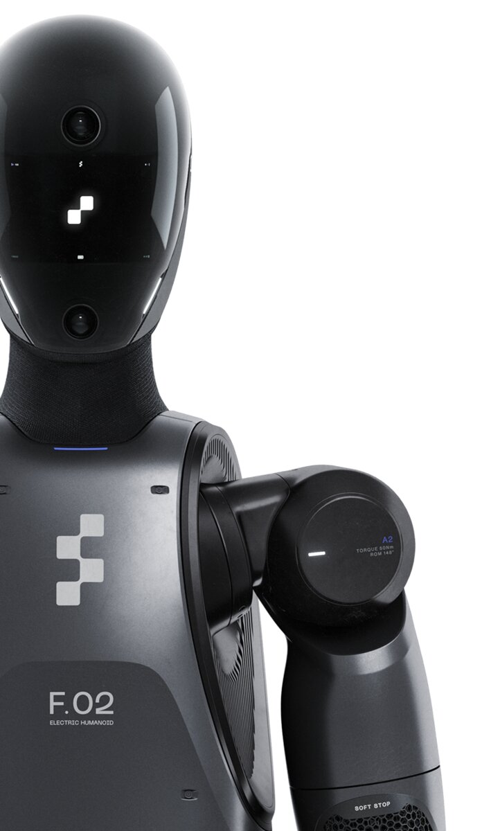 Figure 02, robot humanoïde industriel — tête et torse, marquage F.02 Electric Humanoid